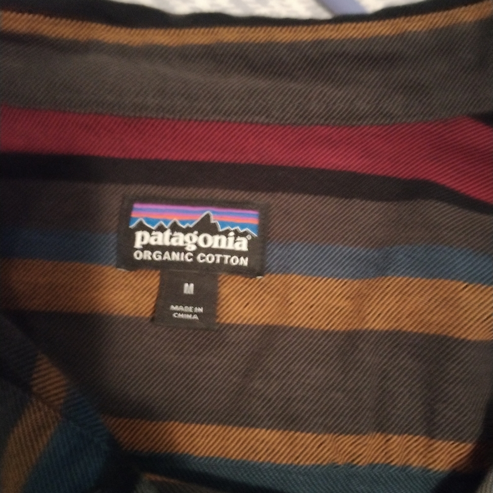 Patagonia Button Up - image 2